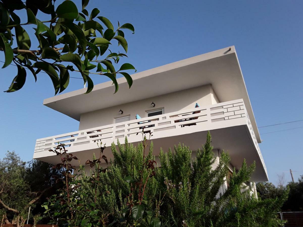 Marianos Apartments Kíssamos Exterior foto